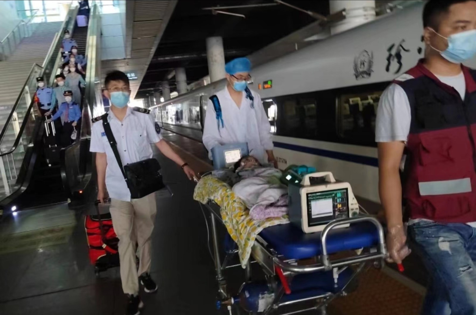 长葛市高铁转运公司